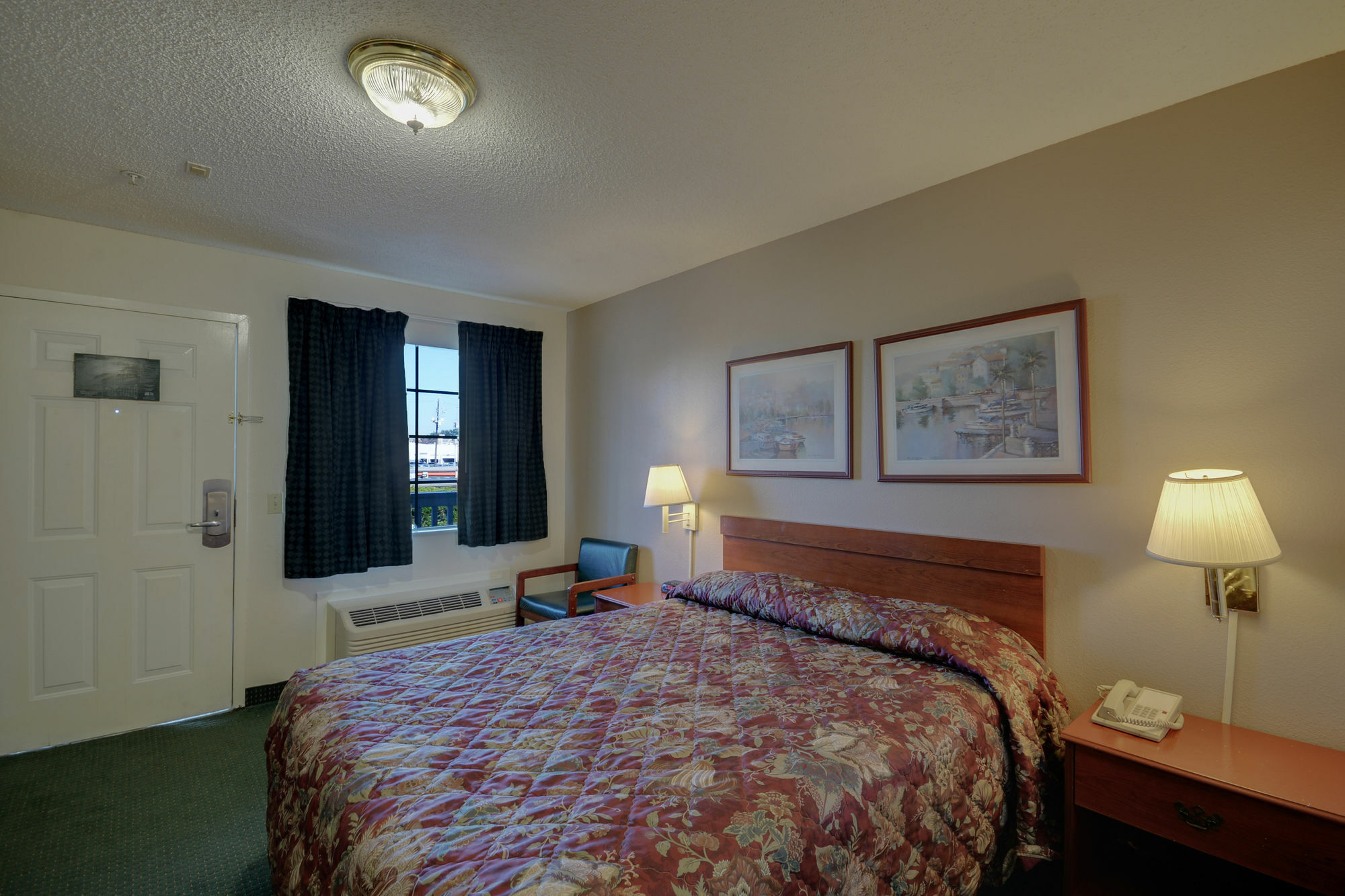 Intown Suites Extended Stay Houston Tx - Hobby Airport Екстериор снимка